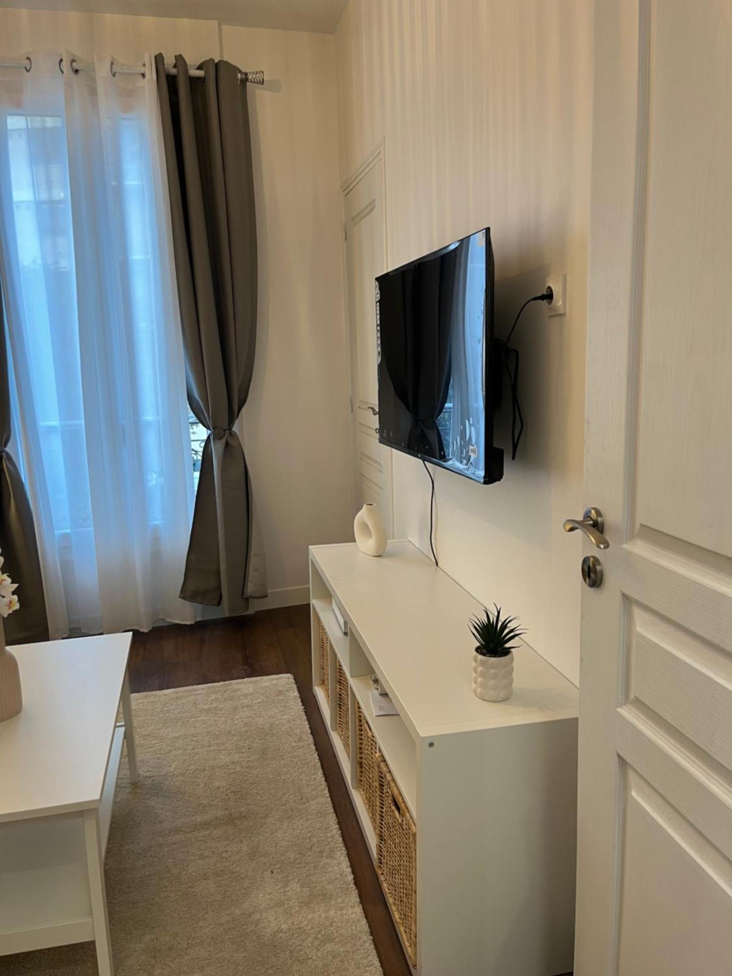 Appartement Dalayrac ฟอนตีเนย์-ซูส์-บัวส์ ภายนอก รูปภาพ